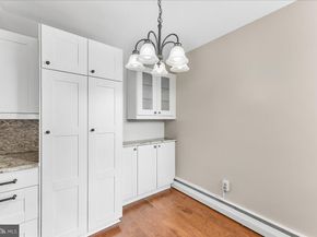 383 Lakeside Road 102, Ardmore PA 19003