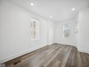 427 W Shunk Street, Philadelphia PA 19148