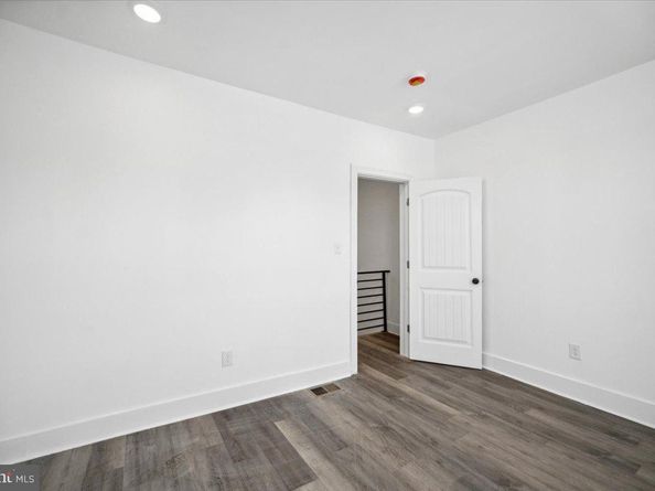 427 W Shunk Street, Philadelphia PA 19148