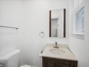 427 W Shunk Street, Philadelphia PA 19148