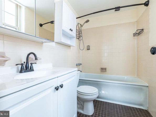 2135 Walnut Street 803, Philadelphia PA 19103