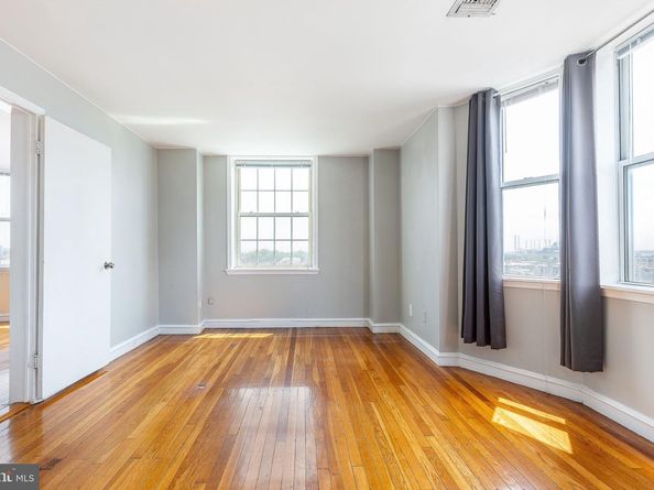 2135 Walnut Street 803, Philadelphia PA 19103