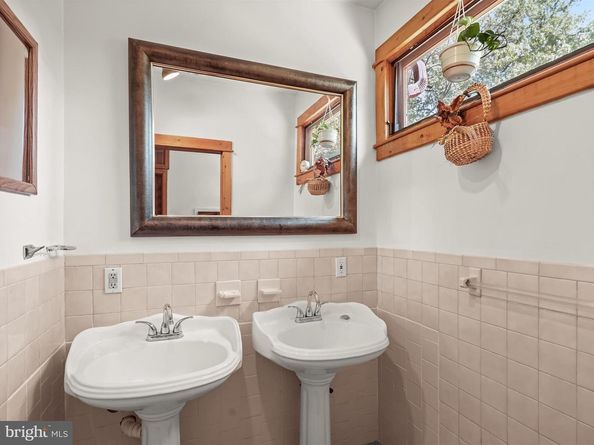 3137 18TH Street NE, Washington DC 20018