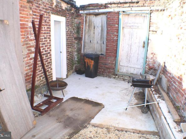 4417 Baker Street, Philadelphia PA 19127