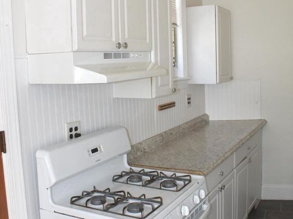 4417 Baker Street, Philadelphia PA 19127