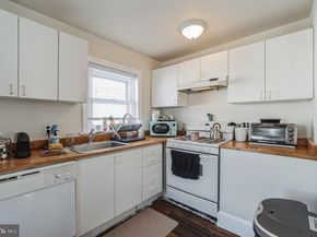 4417 Baker Street, Philadelphia PA 19127
