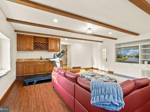 4015 N Randolph Street, Arlington VA 22207
