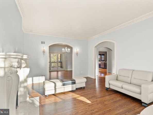 4015 N Randolph Street, Arlington VA 22207