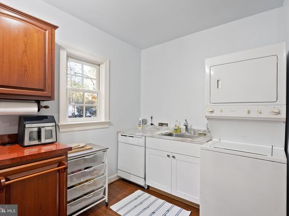 4015 N Randolph Street, Arlington VA 22207