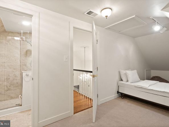 4015 N Randolph Street, Arlington VA 22207