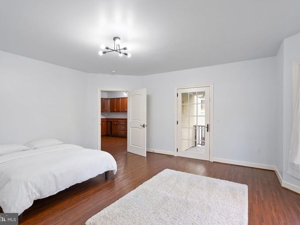 4015 N Randolph Street, Arlington VA 22207