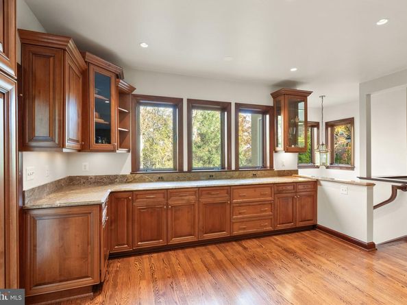 4015 N Randolph Street, Arlington VA 22207