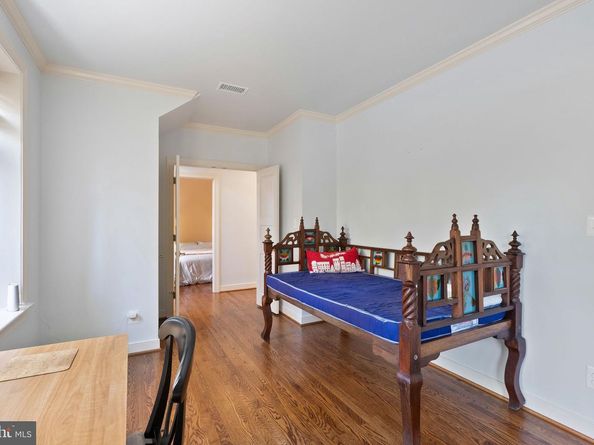 4015 N Randolph Street, Arlington VA 22207