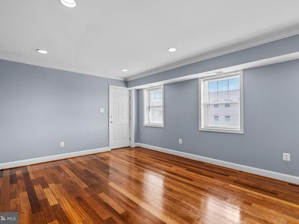 3866 9TH Street SE 201, Washington DC 20032