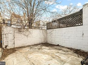 2527 N Front Street, Philadelphia PA 19133