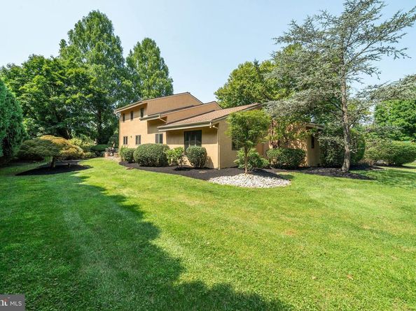 468 Long Lane, Huntingdon Valley PA 19006