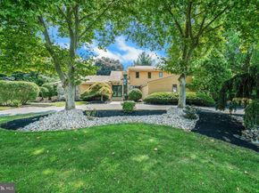 468 Long Lane, Huntingdon Valley PA 19006