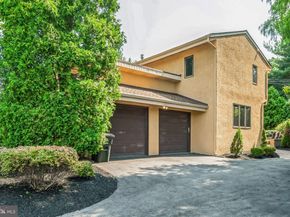 468 Long Lane, Huntingdon Valley PA 19006