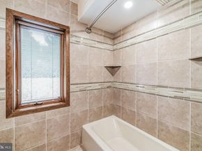 468 Long Lane, Huntingdon Valley PA 19006