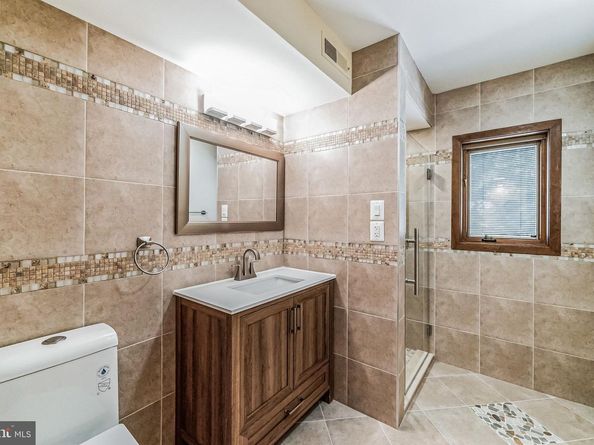 468 Long Lane, Huntingdon Valley PA 19006