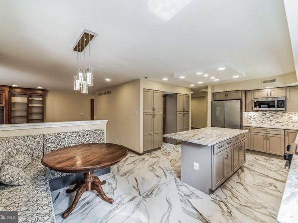 468 Long Lane, Huntingdon Valley PA 19006