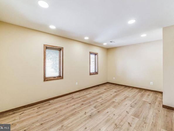 468 Long Lane, Huntingdon Valley PA 19006
