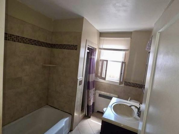 6504 Oxford Avenue, Philadelphia PA 19111