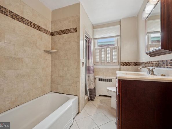 6504 Oxford Avenue, Philadelphia PA 19111