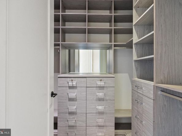 3303 Water Street NW 4L, Washington DC 20007