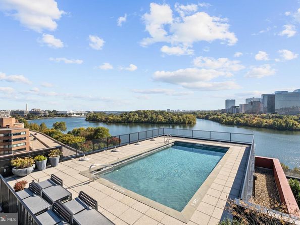 3303 Water Street NW 4L, Washington DC 20007