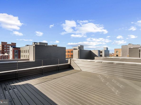250 N 2nd St, Philadelphia PA 19106