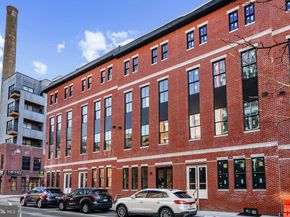 250 N 2nd St, Philadelphia PA 19106