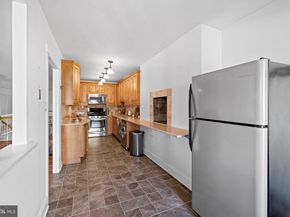 1008-20 Spruce Street 3F, Philadelphia PA 19107