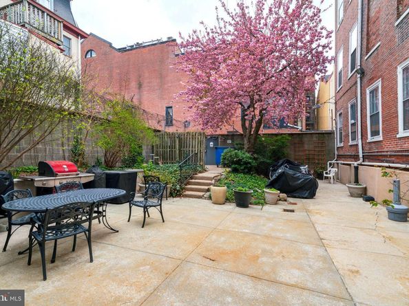 1008-20 Spruce Street 3F, Philadelphia PA 19107