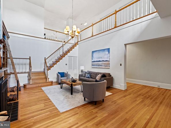 1008-20 Spruce Street 3F, Philadelphia PA 19107