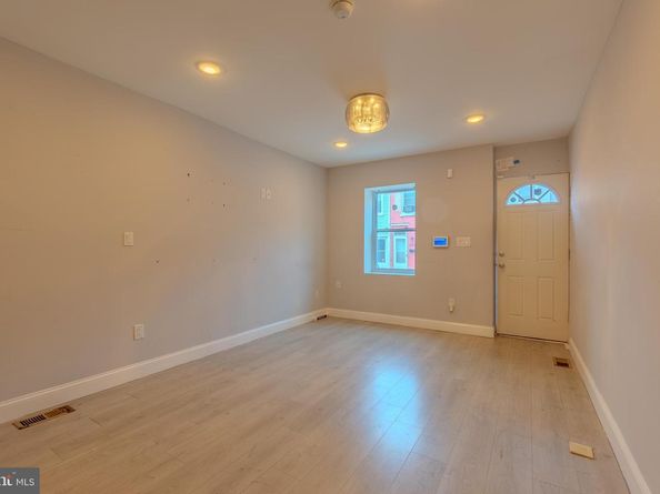 2533 N Lee Street, Philadelphia PA 19125
