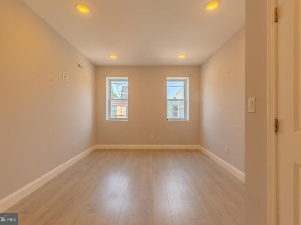 2533 N Lee Street, Philadelphia PA 19125