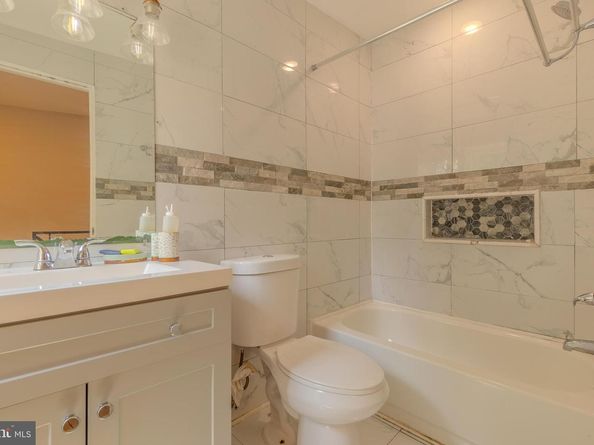 2533 N Lee Street, Philadelphia PA 19125