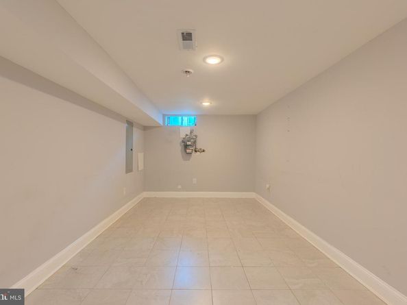 2533 N Lee Street, Philadelphia PA 19125
