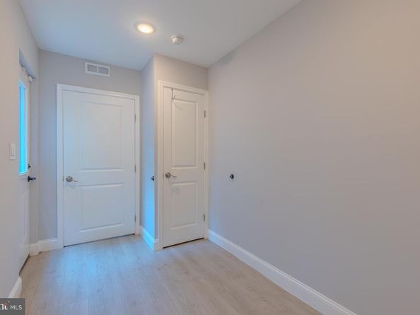 2533 N Lee Street, Philadelphia PA 19125