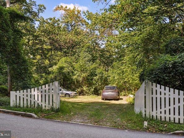 117 Arden Road, Conshohocken PA 19428