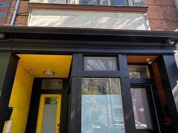 737 Bainbridge Street