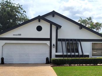11152 Highland Circle