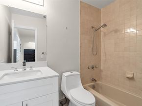 18 Nurmi Dr, Fort Lauderdale FL 33301