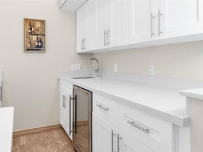 18 Nurmi Dr, Fort Lauderdale FL 33301