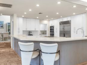 18 Nurmi Dr, Fort Lauderdale FL 33301