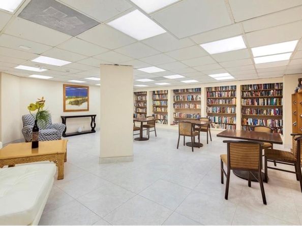 3180 S Ocean Dr 517, Hallandale Beach FL 33009