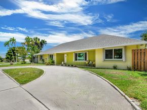 3412 Lake Osborne Drive, Lake Worth Beach FL 33461