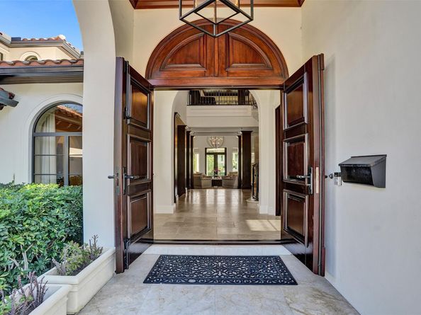 35 Compass Isle, Fort Lauderdale FL 33308