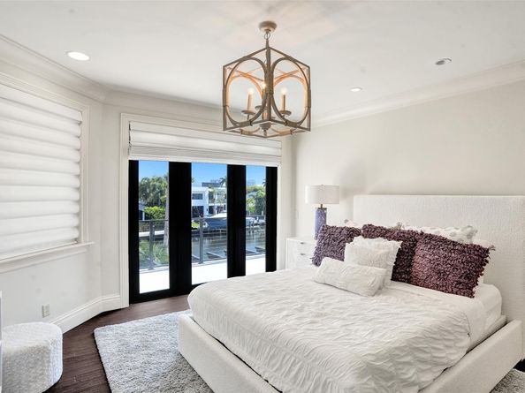 35 Compass Isle, Fort Lauderdale FL 33308